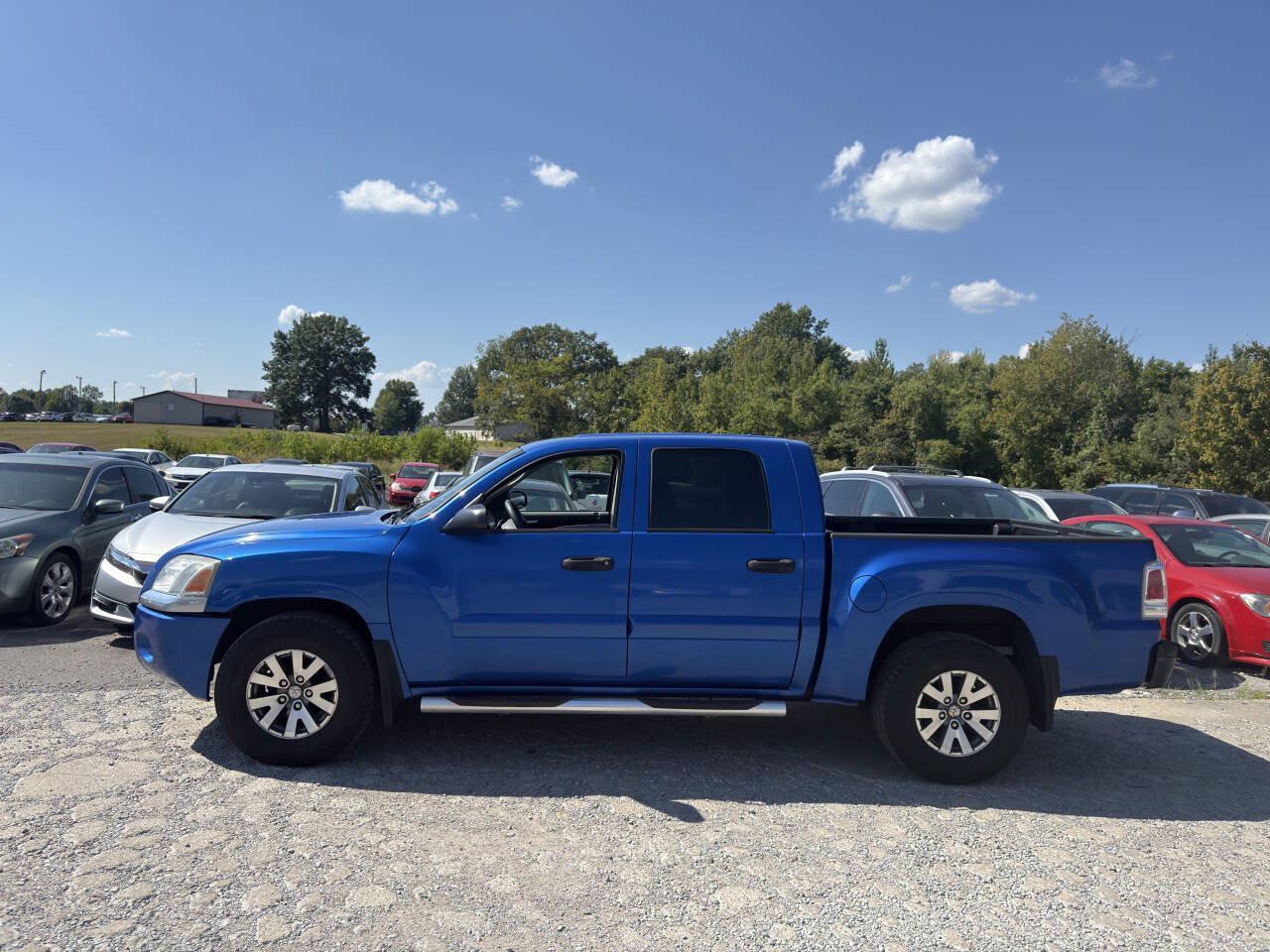Used 2007 Mitsubishi Raider LS RWD image 3
