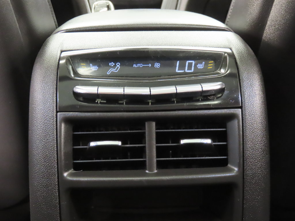 Used 2018 Cadillac XT5 Premium Luxury AWD/4WD image 34
