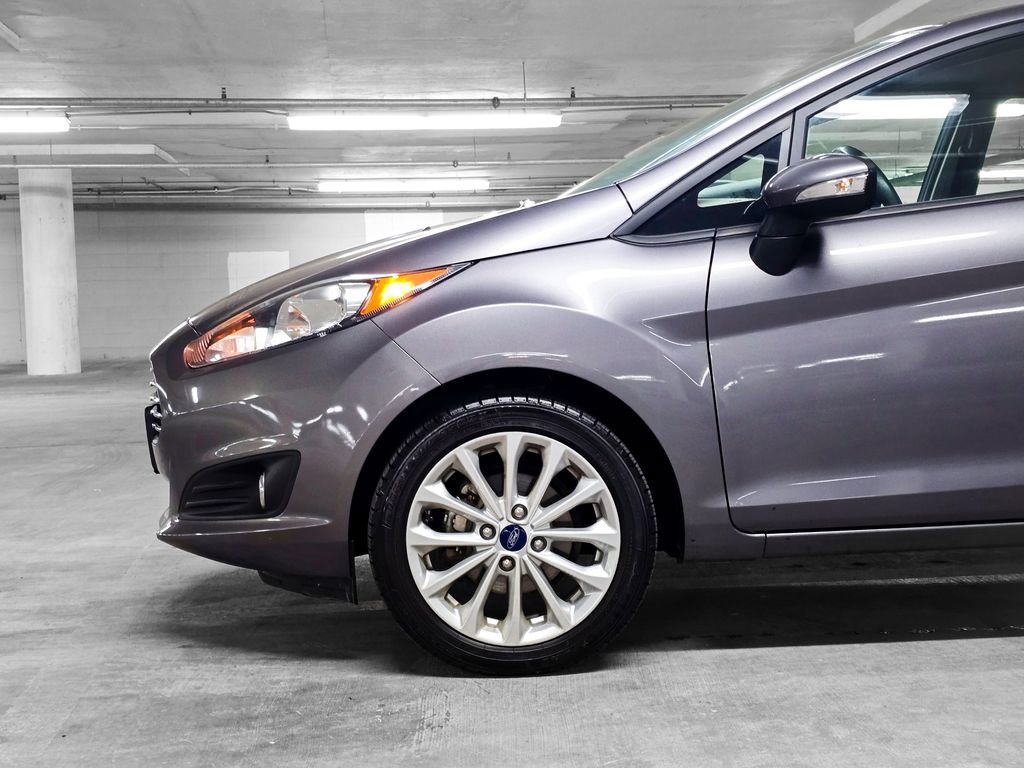 Used 2014 Ford Fiesta SE w/ Equipment Group 201A image 14