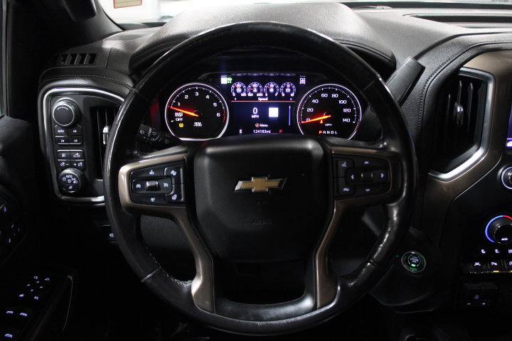 Used 2019 Chevrolet Silverado 1500 High Country w/ Technology Package AWD/4WD image 36