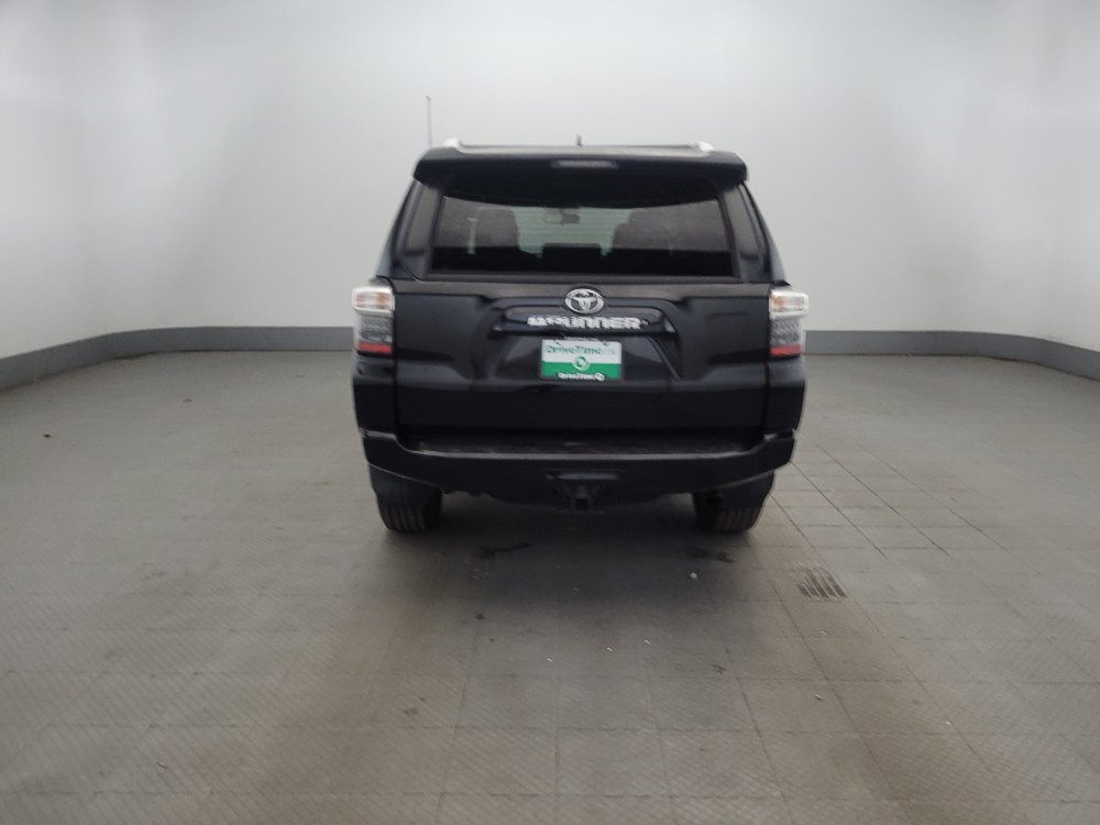 Used 2016 Toyota 4Runner SR5 AWD/4WD image 6