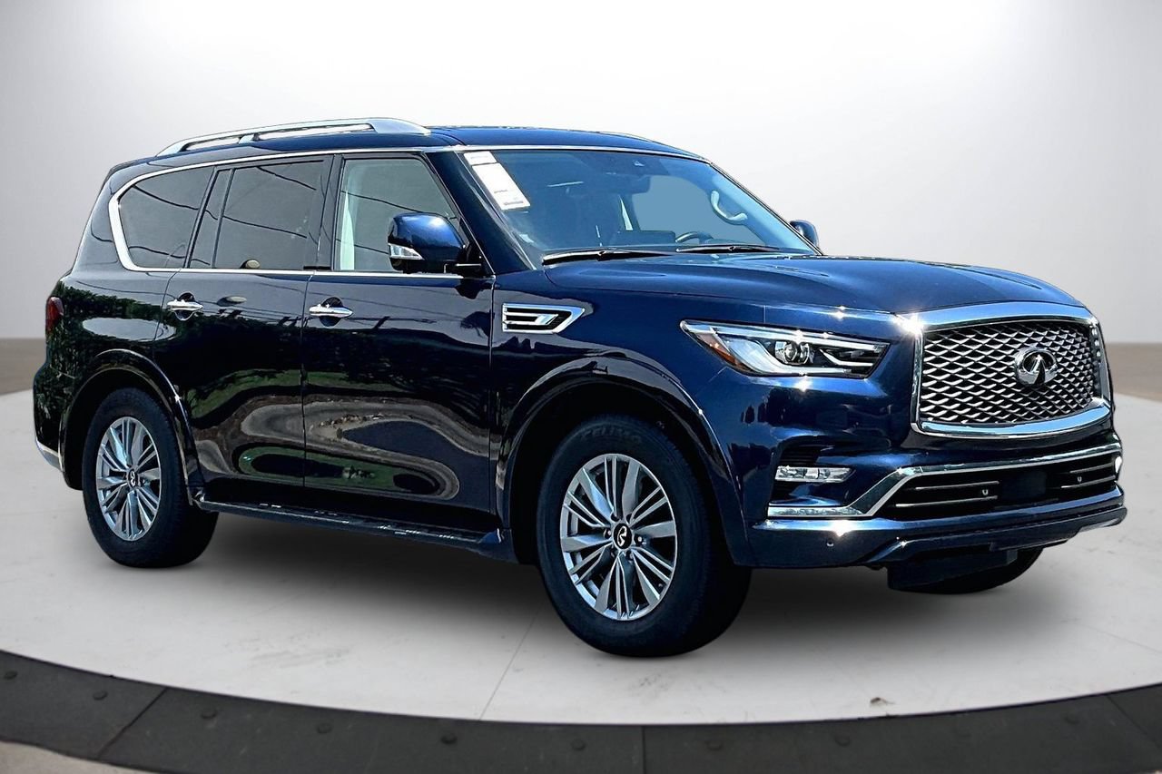 Used 2024 INFINITI QX80 Luxe AWD/4WD image 2