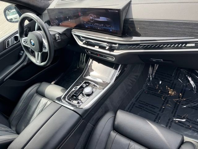Certified 2025 BMW X7 M60i image 31