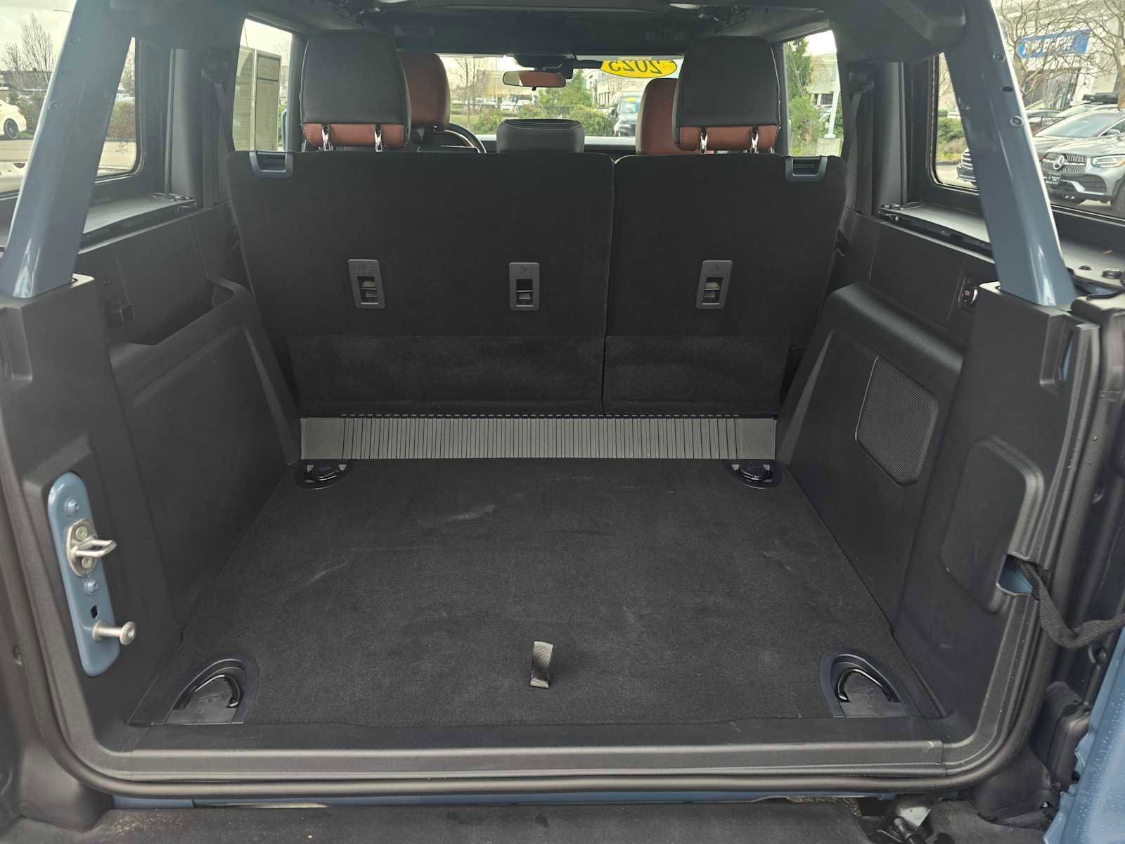 Used 2025 Ford Bronco Base image 16