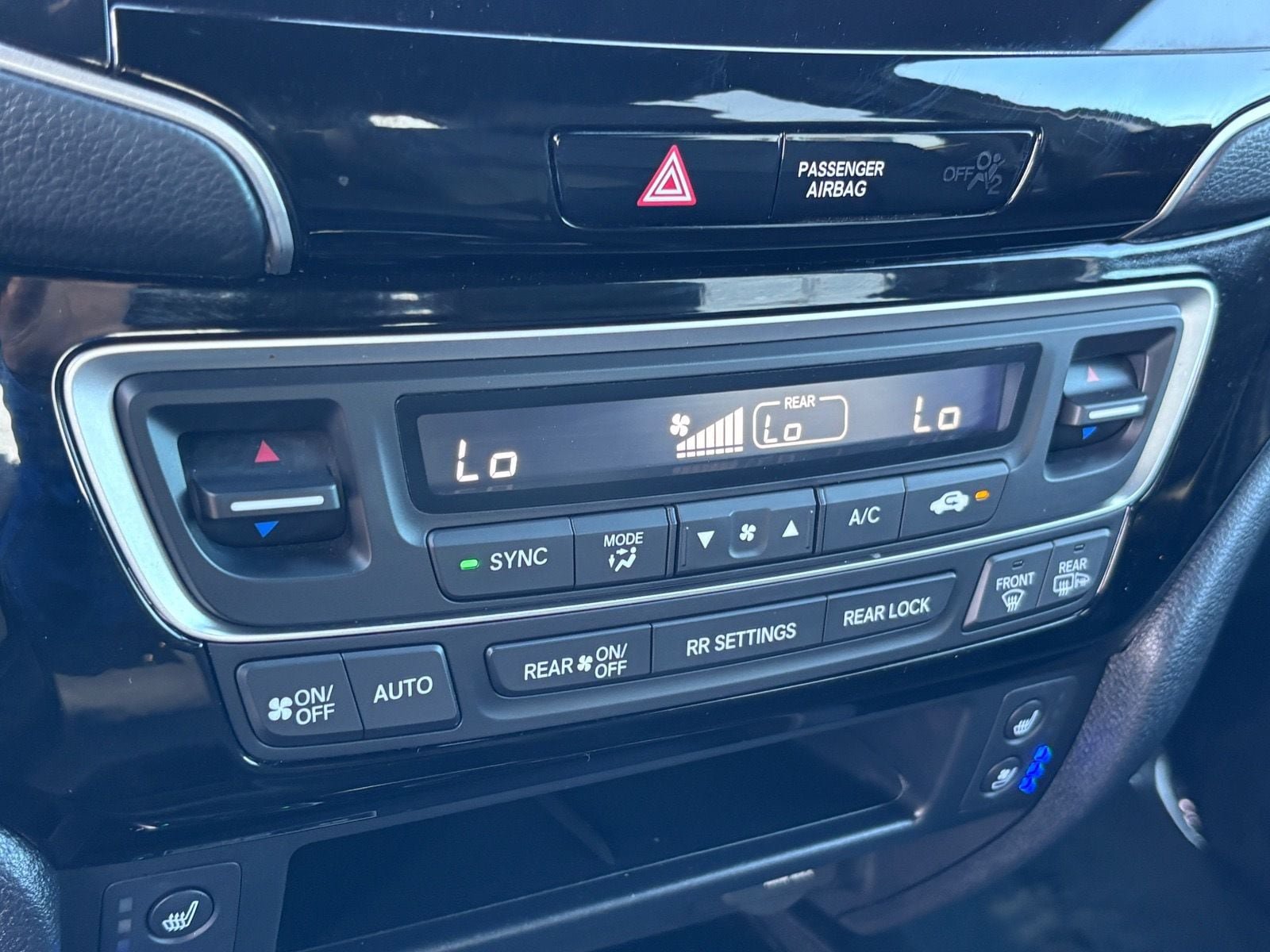 Certified 2024 Honda Passport Black Edition image 28