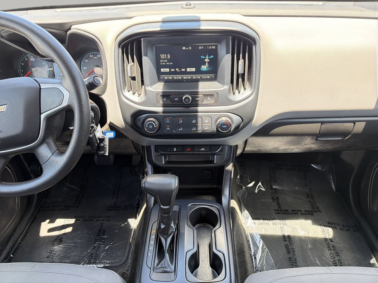 Used 2017 Chevrolet Colorado W/T w/ WT Convenience Package RWD image 13