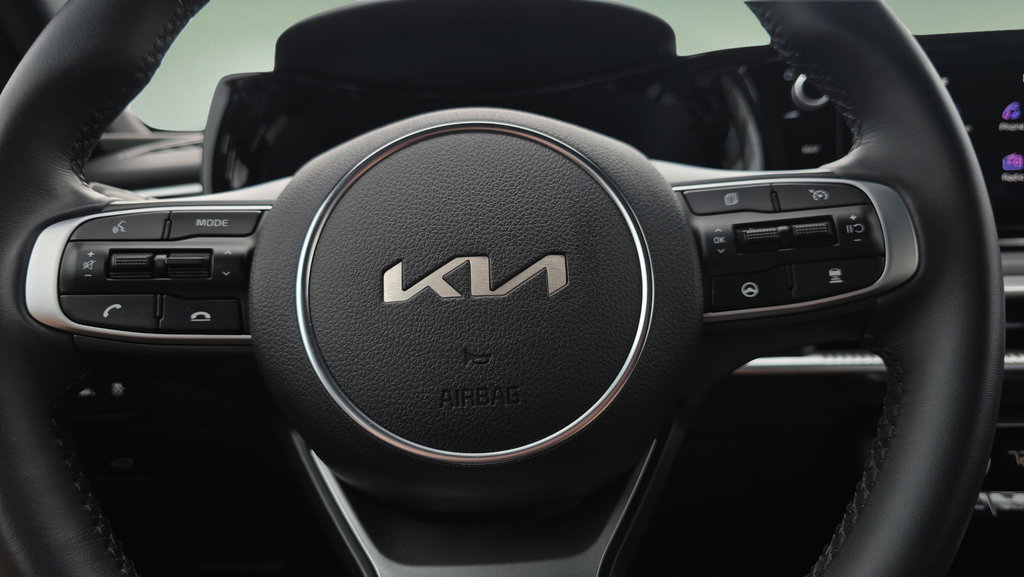 Used 2024 Kia K5 GT-Line w/ GT-Line Premium Package FWD image 12