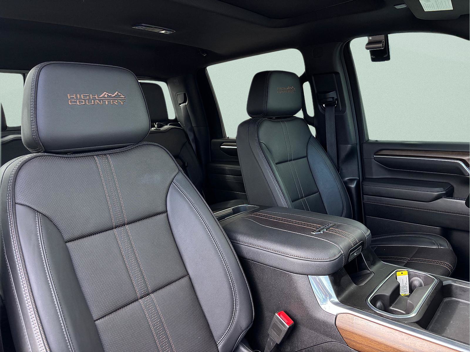 Used 2024 Chevrolet Silverado 2500 High Country w/ Technology Package AWD/4WD image 38