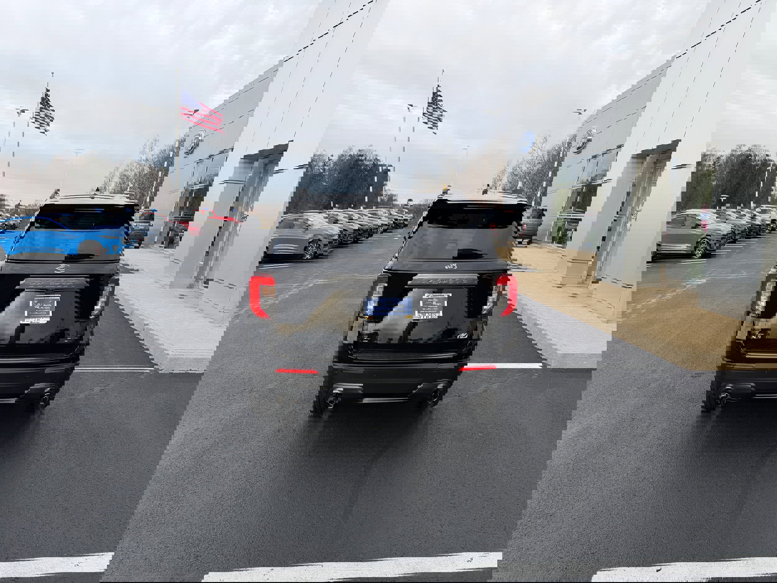 Certified 2023 Ford Explorer XLT w/ Equipment Group 202A image 6