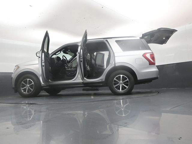 Used 2019 Ford Expedition XLT w/ Equipment Group 201A AWD/4WD image 56