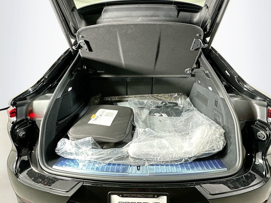 New 2026 Porsche Cayenne S image 28