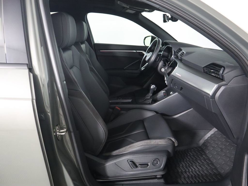 Certified 2022 Audi Q3 2.0T Premium Plus w/ Premium Plus Package image 21