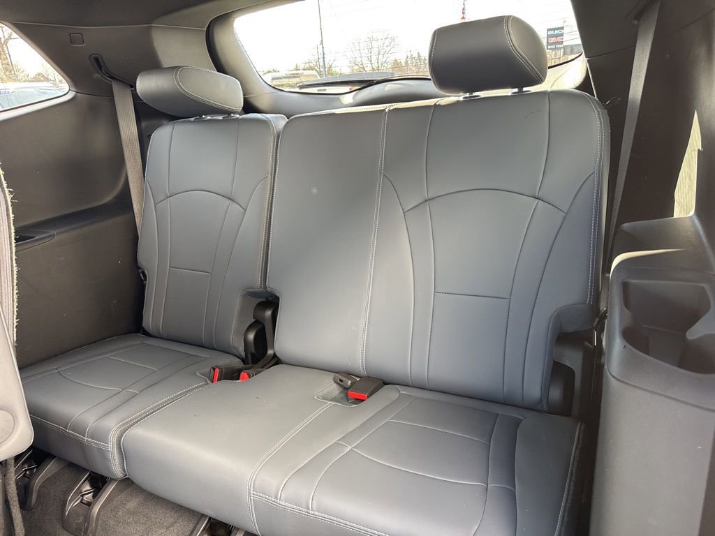 Certified 2023 Buick Enclave Essence image 34