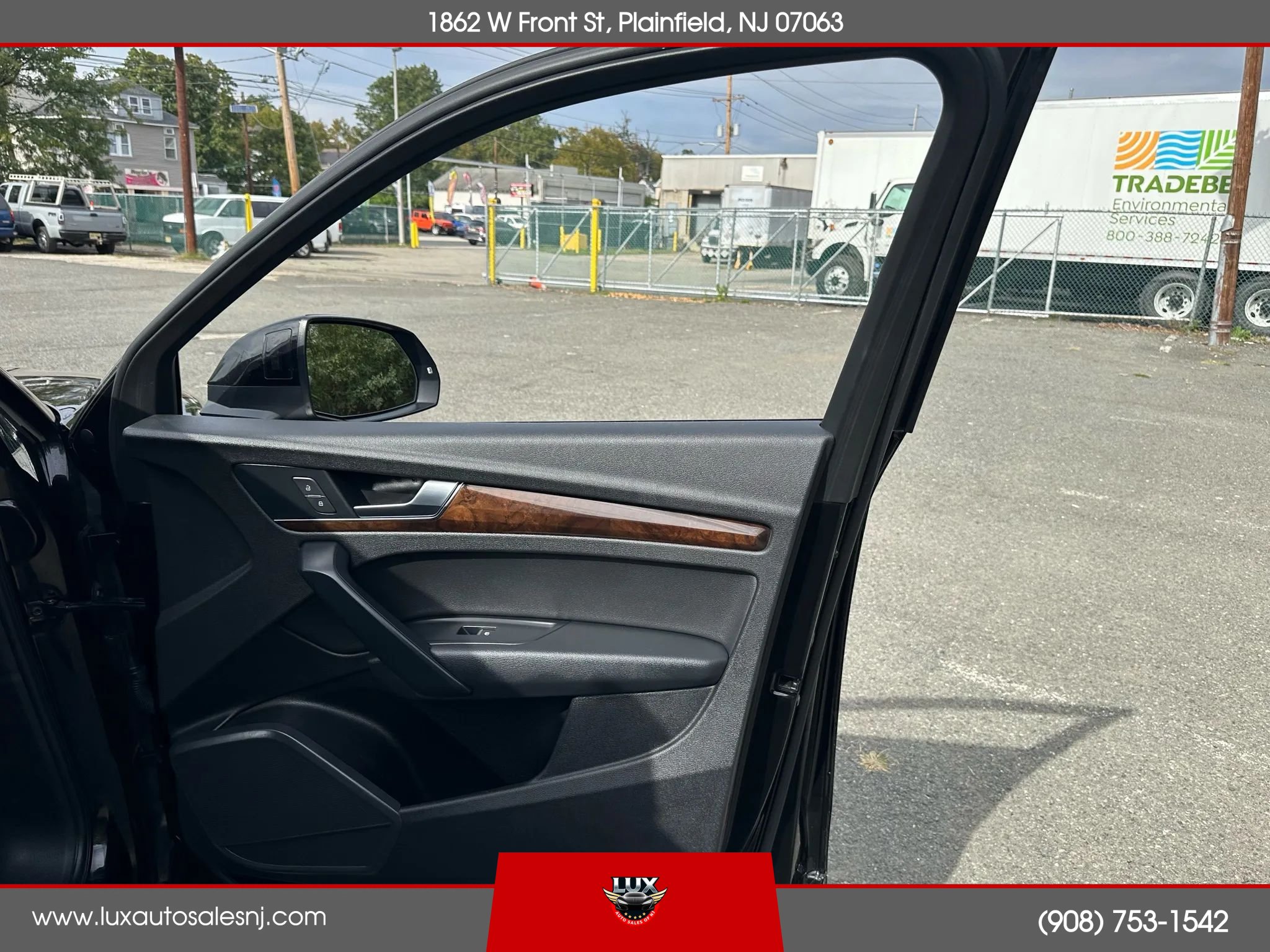 Used 2020 Audi Q5 e Premium w/ Convenience Package AWD/4WD image 15