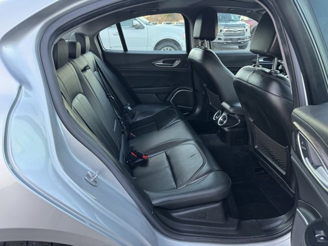 Used 2020 Alfa Romeo Giulia Ti w/ Nero Edizione image 11