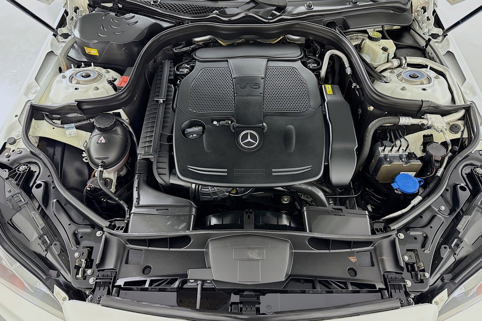 Used 2016 Mercedes-Benz E 350 Sedan image 10