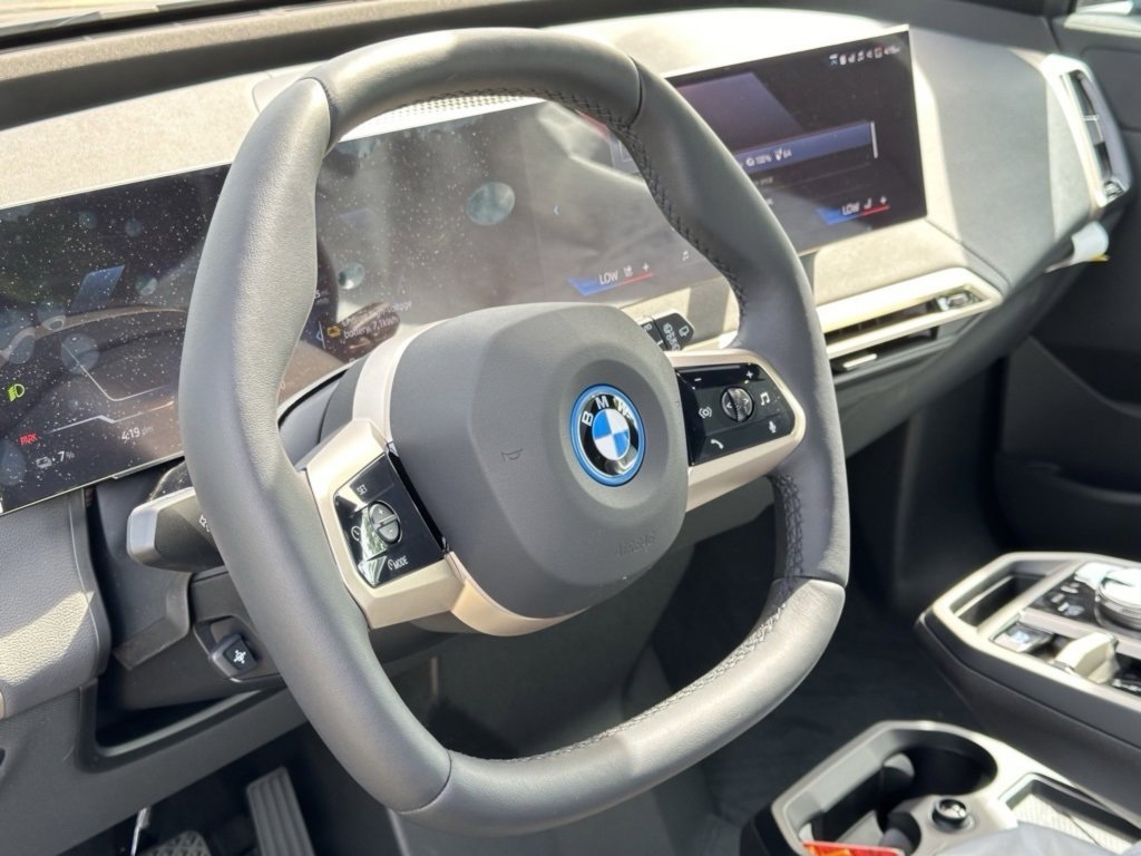 Used 2025 BMW iX xDrive50 w/ Sport Package image 14