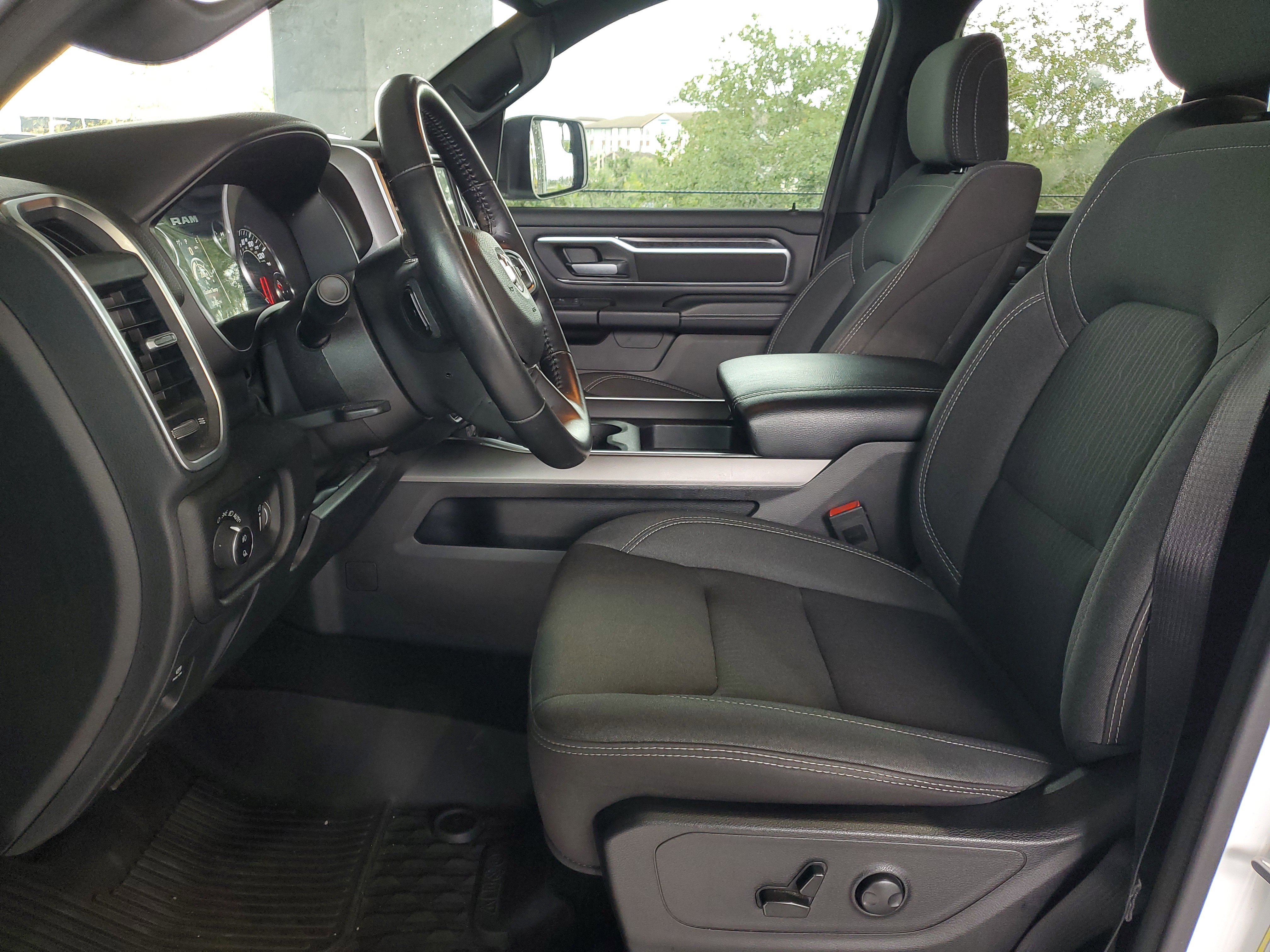 Used 2024 RAM 1500 Big Horn RWD image 17