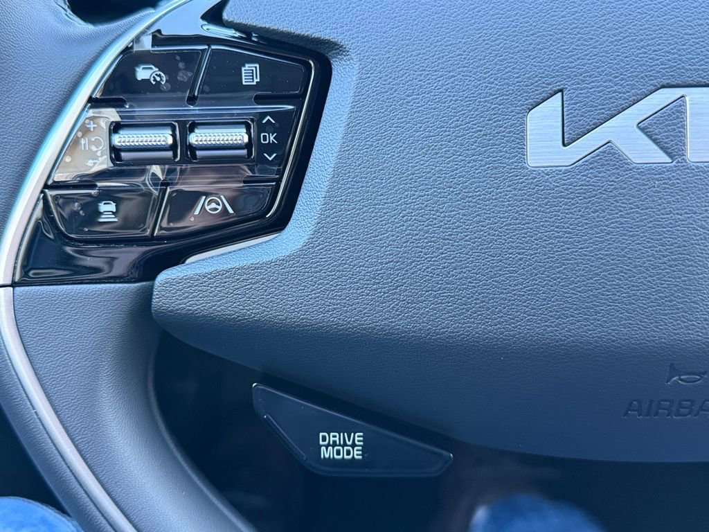 New 2026 Kia Niro EX image 19