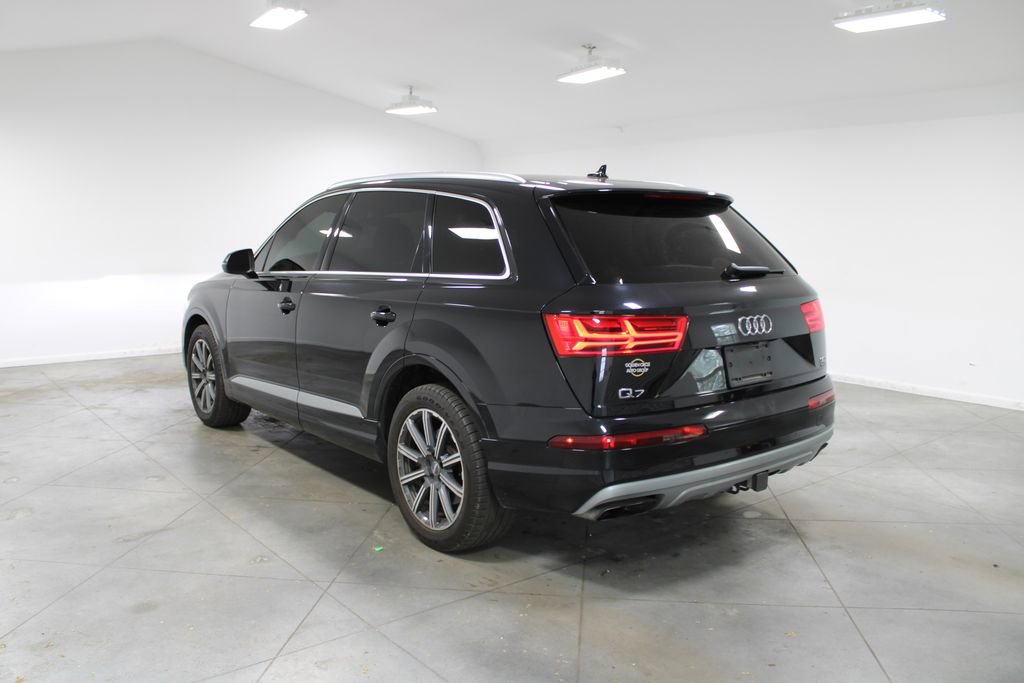 Used 2017 Audi Q7 3.0T Premium Plus image 7