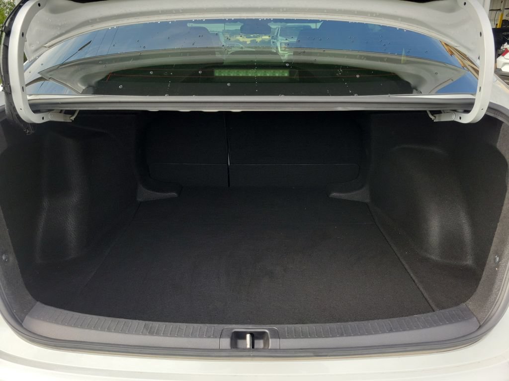 Used 2023 Toyota Corolla SE FWD image 7