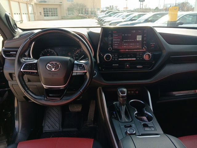 Used 2021 Toyota Highlander XSE image 21