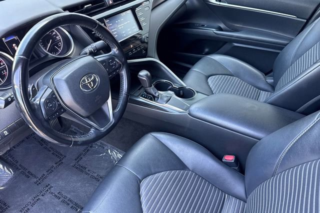 Used 2019 Toyota Camry SE FWD image 11