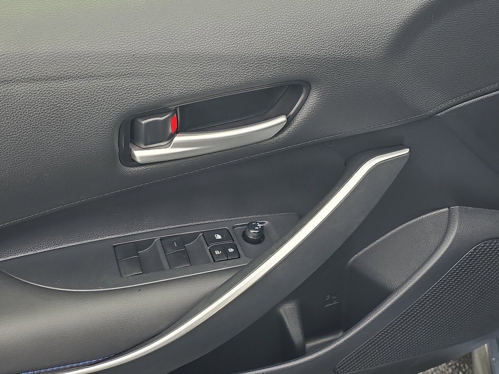 Certified 2020 Toyota Corolla SE w/ Carpet Mat Package (TMS) image 11