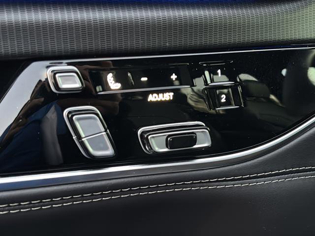 New 2026 Jeep Grand Wagoneer Summit w/ Rear Seat Video Group I image 20