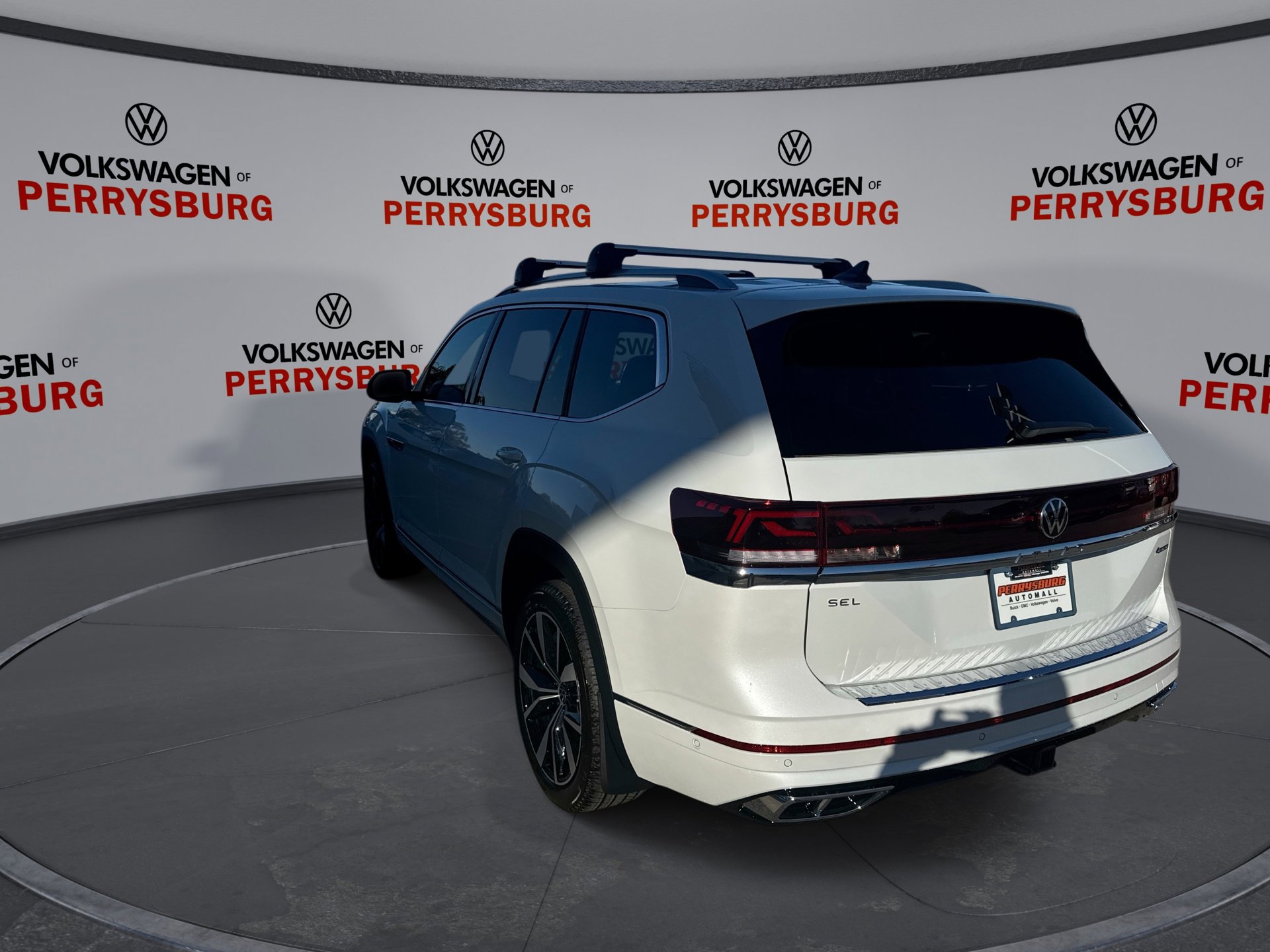 New 2026 Volkswagen Atlas SEL Premium R-Line image 6