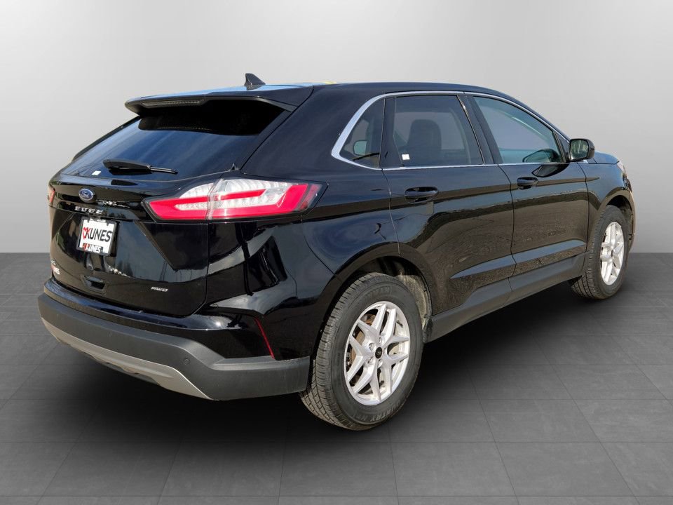 Used 2023 Ford Edge SEL AWD/4WD image 7