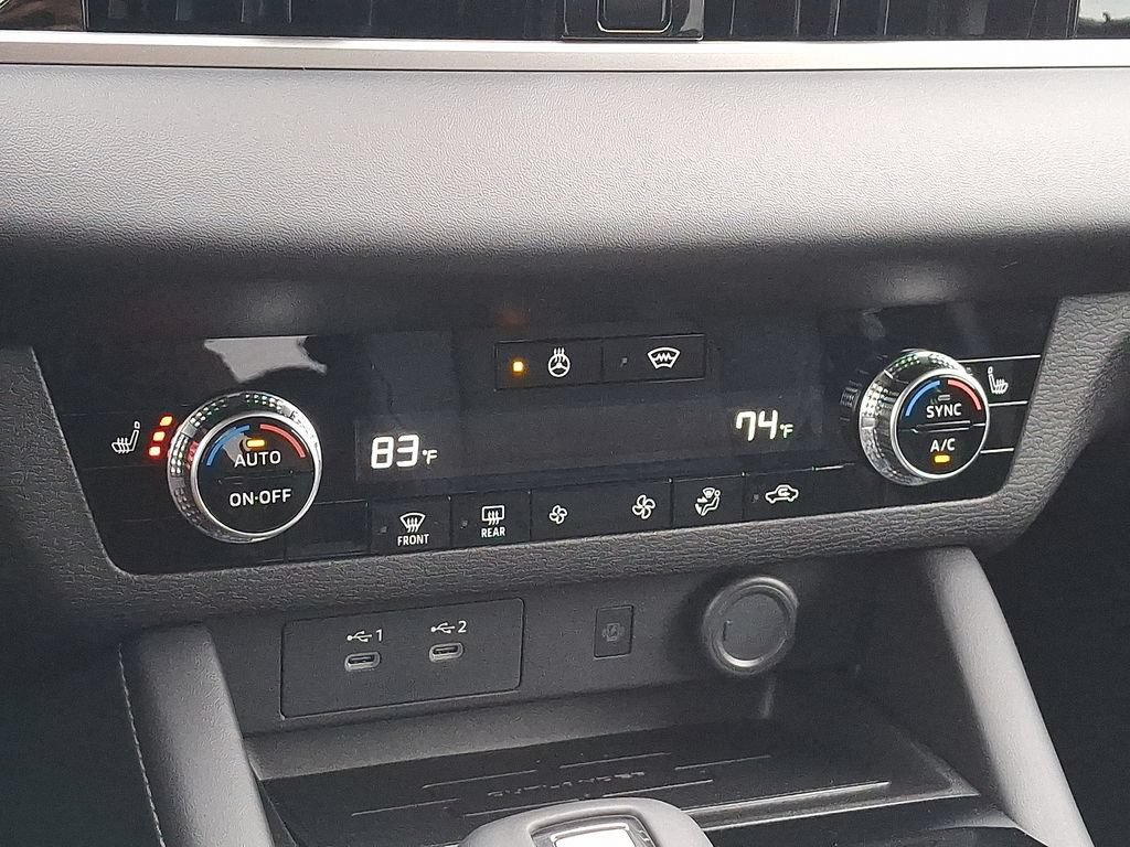 New 2026 Mitsubishi Outlander SE AWD/4WD image 8