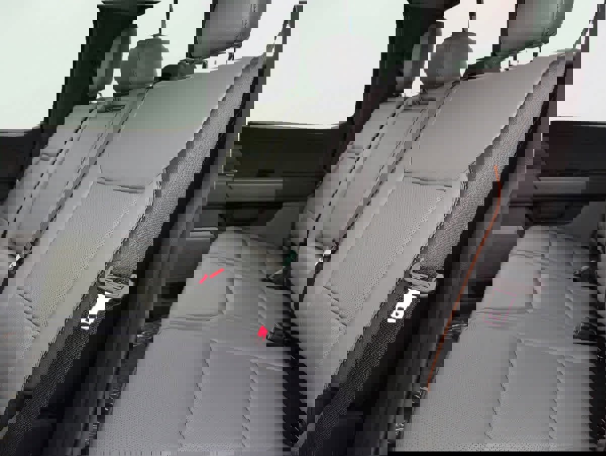 New 2025 Ford F150 Lariat w/ Equipment Group 502A High image 9