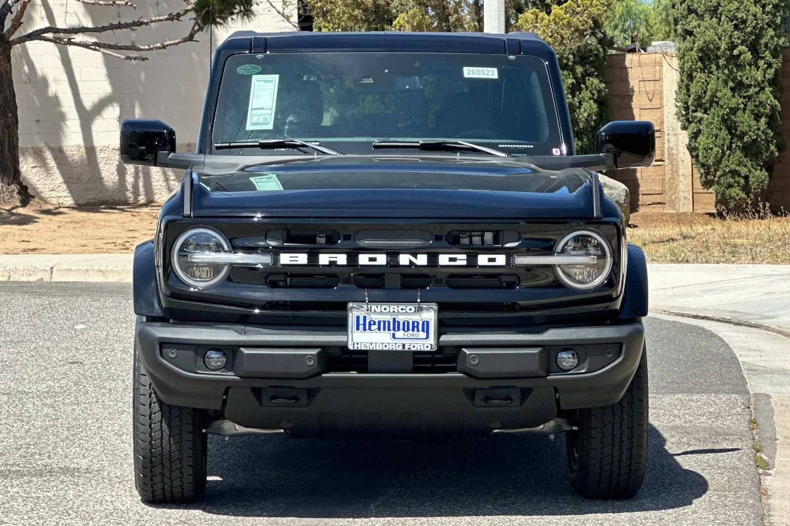 New 2026 Ford Bronco Outer Banks AWD/4WD image 9