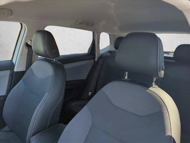 Used 2022 Volkswagen Taos SE w/ IQ.Drive SE Package FWD image 17