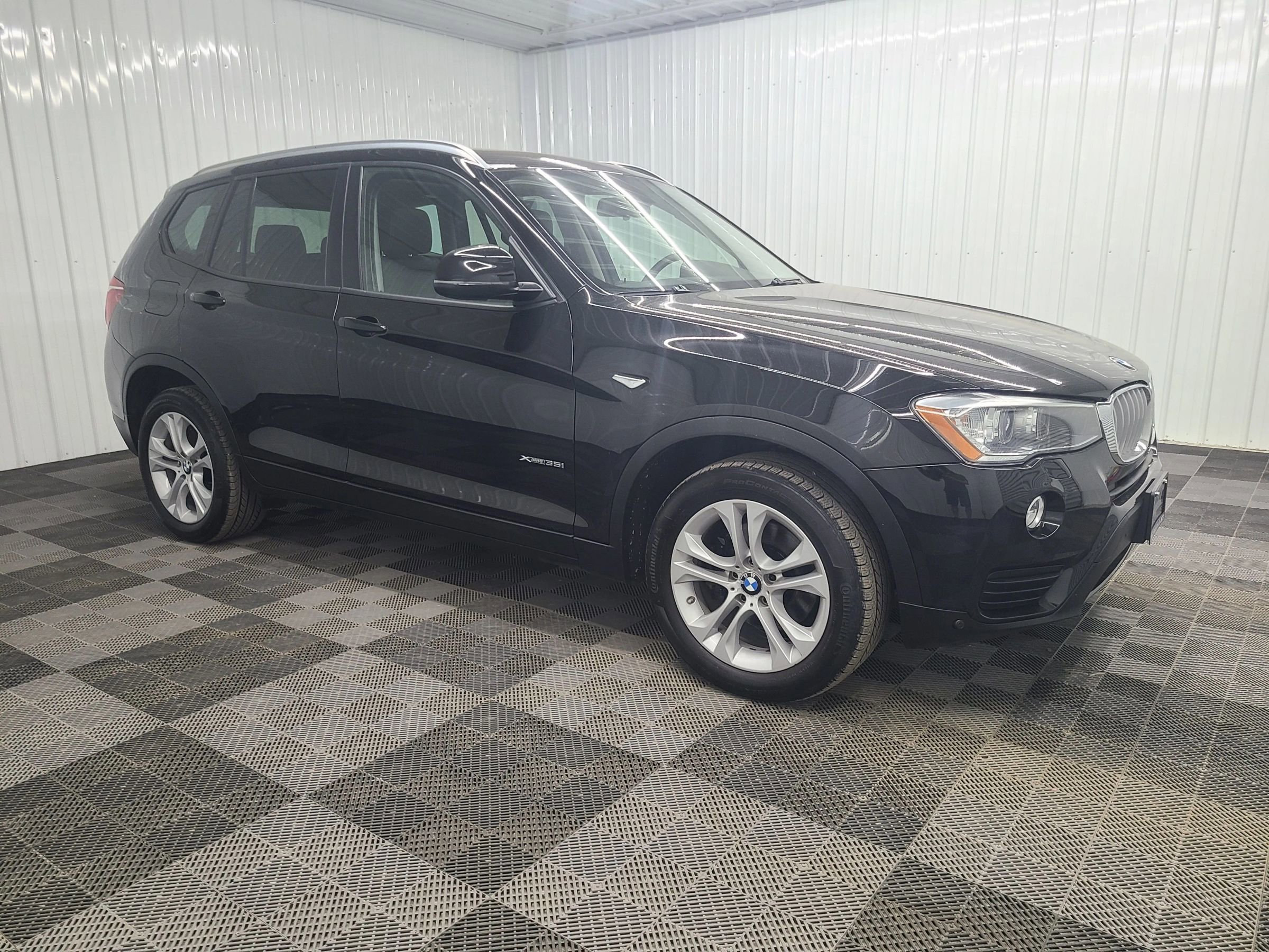 Used 2017 BMW X3 xDrive35i image 1