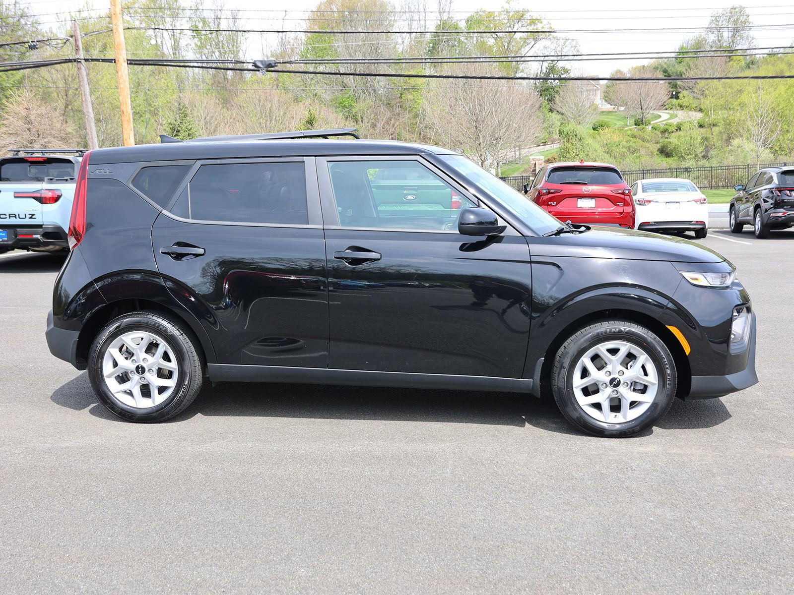 Used 2022 Kia Soul LX w/ Technology Package FWD image 8