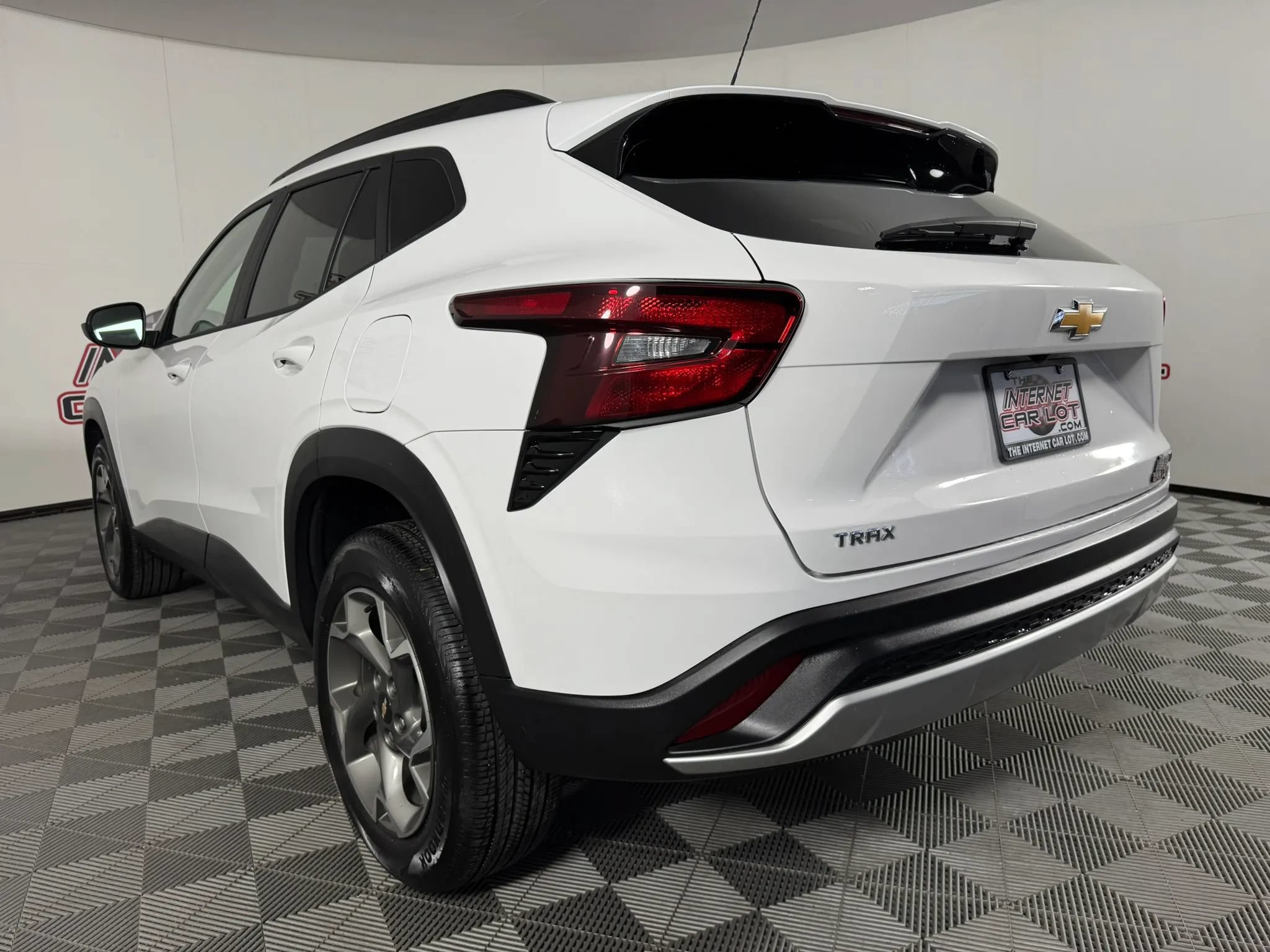 Used 2026 Chevrolet Trax LT FWD image 26