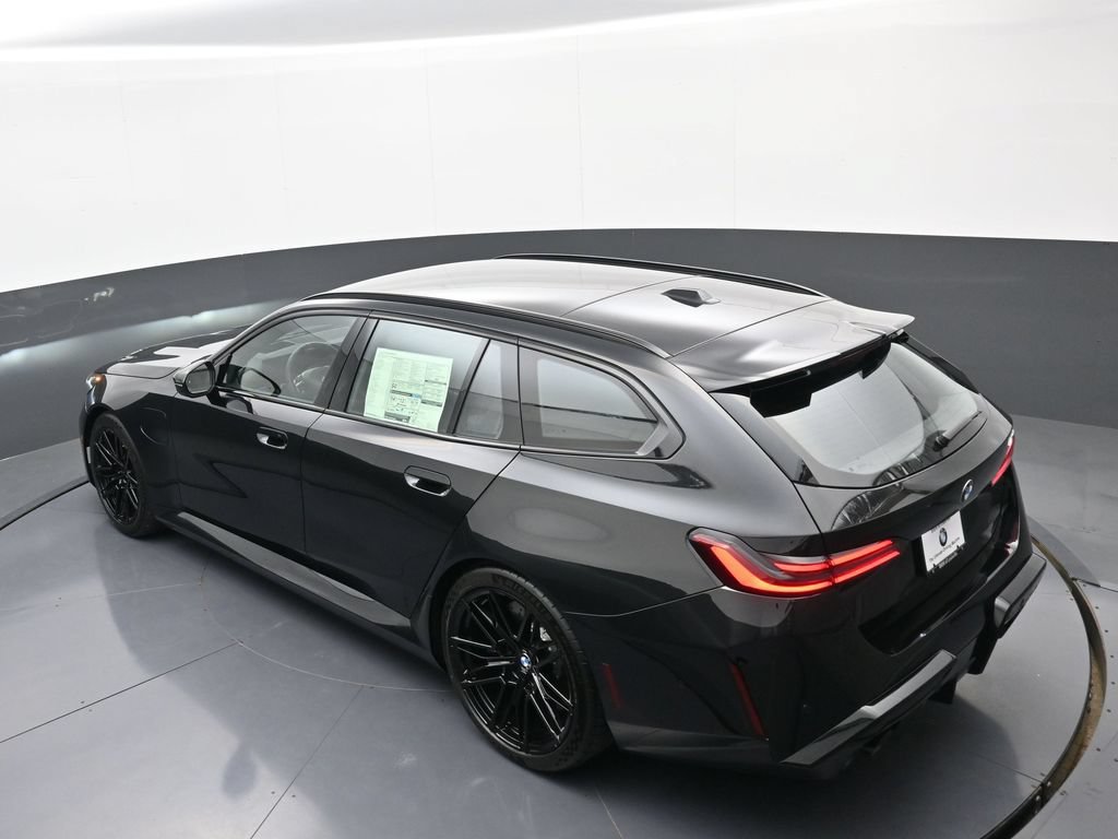 New 2027 BMW M5 Touring AWD/4WD image 34