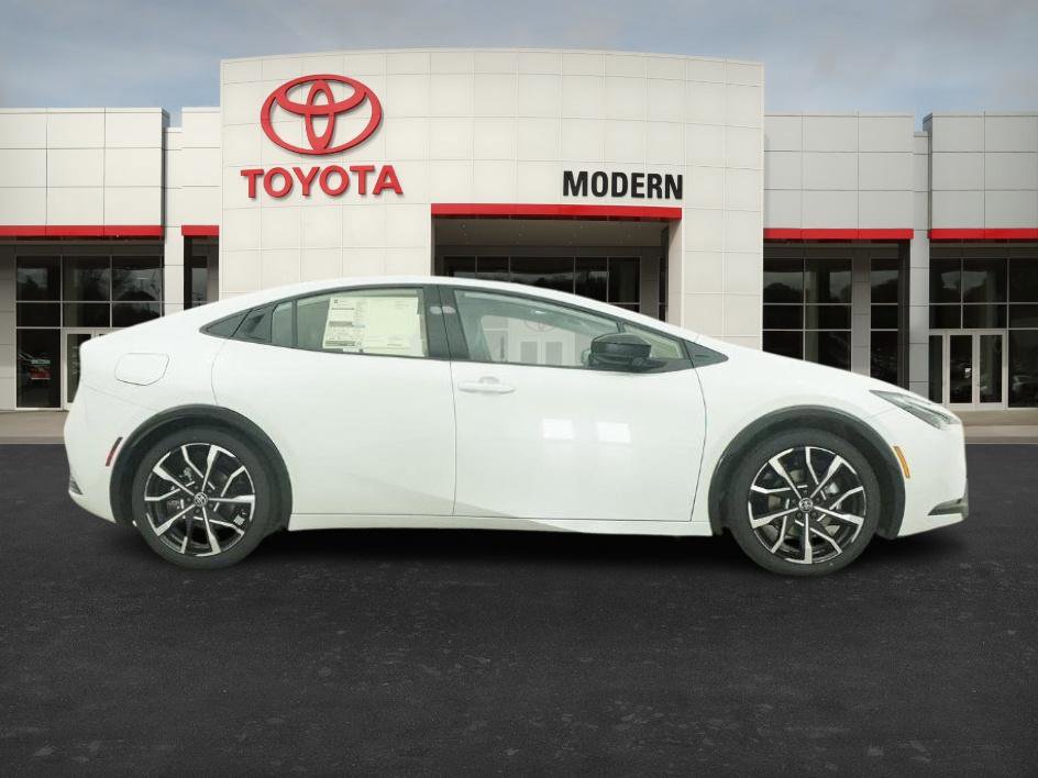 New 2026 Toyota Prius Plug-In Hybrid image 30