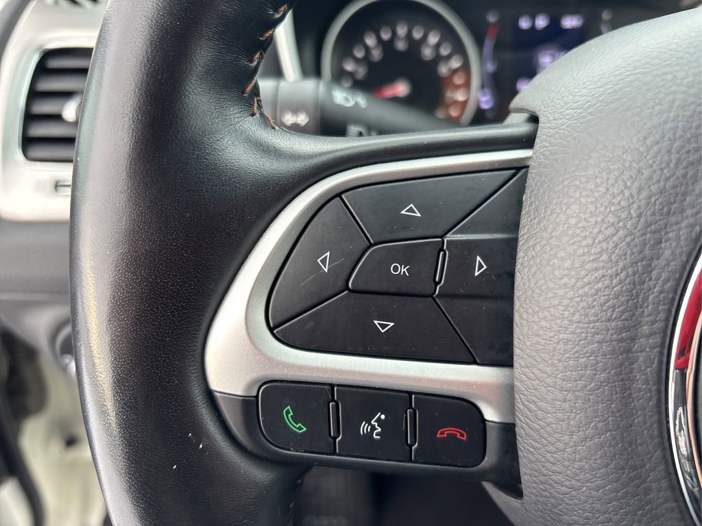 Used 2020 Jeep Compass Latitude w/ Cold Weather Group image 33