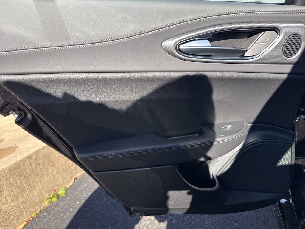 New 2025 Alfa Romeo Giulia AWD image 19