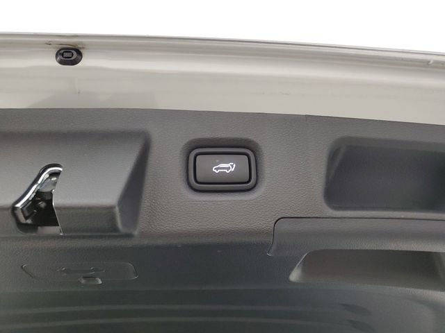 Used 2023 Hyundai Santa Fe SEL w/ Cargo Package image 8