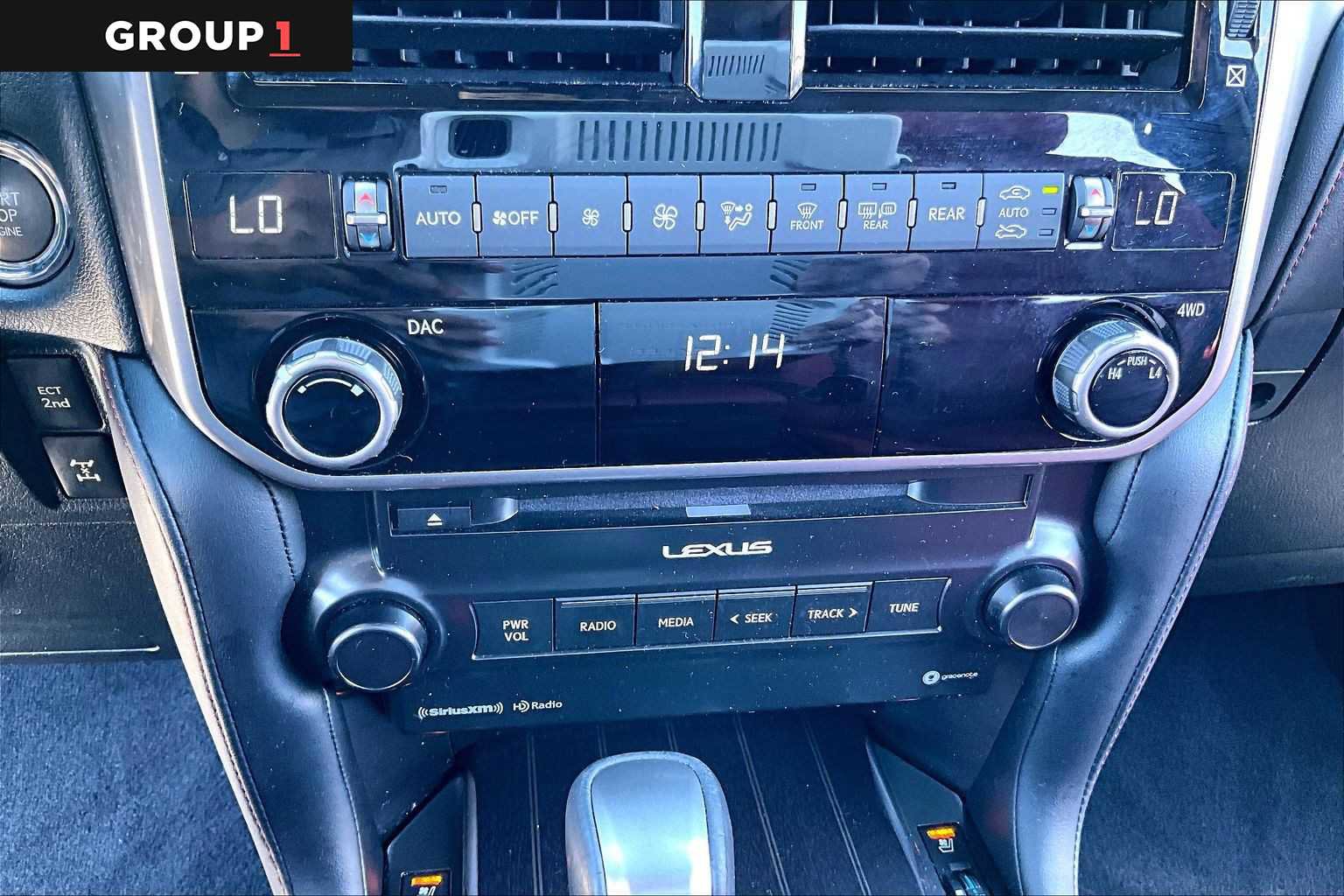 Used 2023 Lexus GX 460 Premium w/ Premium Package AWD/4WD image 32