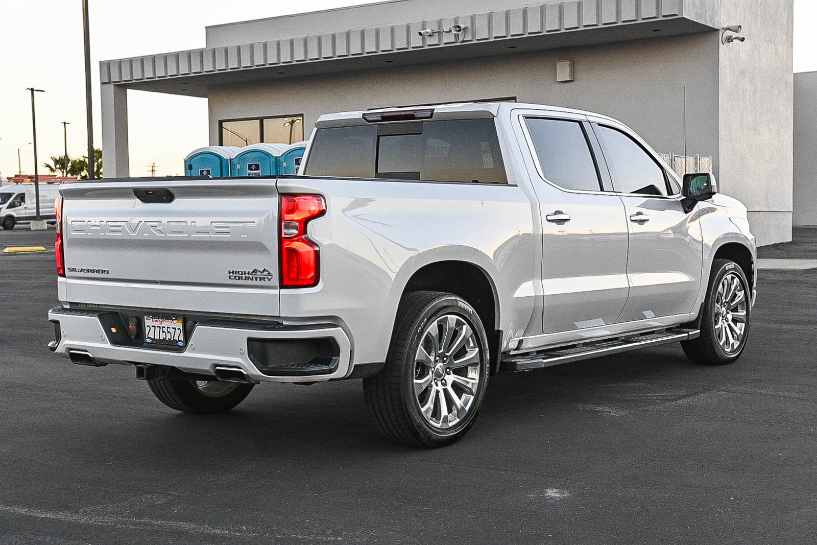 Used 2019 Chevrolet Silverado 1500 High Country image 8