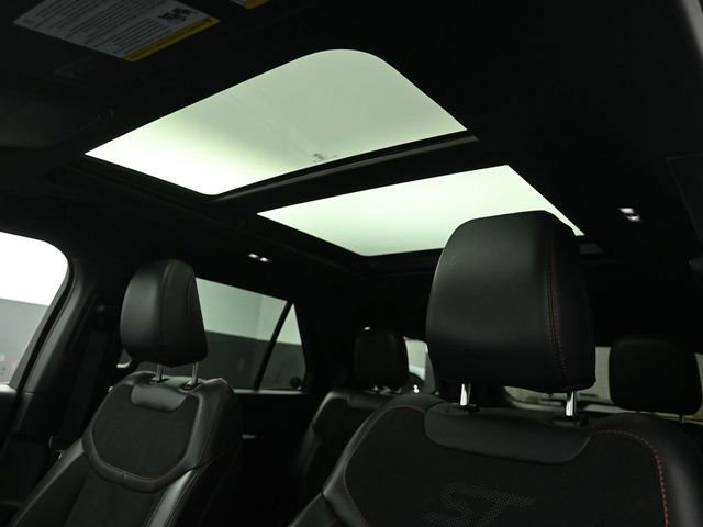 Certified 2025 Ford Explorer ST AWD/4WD image 20
