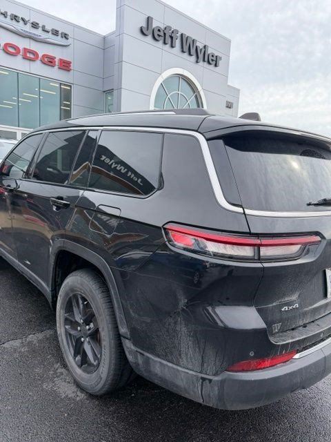 Used 2023 Jeep Grand Cherokee L Laredo w/ Luxury Tech Group I AWD/4WD image 10