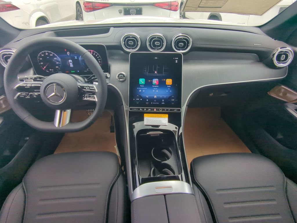 New 2025 Mercedes-Benz GLC 350e 4MATIC image 2