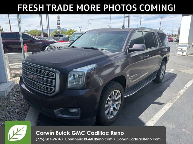 Used 2016 GMC Yukon XL SLT w/ Open Road Package AWD/4WD image 2