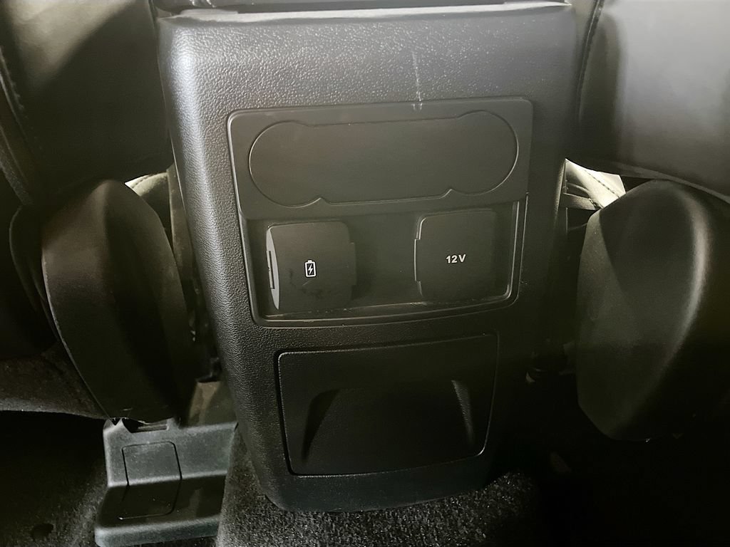 Used 2023 Ford Explorer XLT w/ Equipment Group 202A AWD/4WD image 25